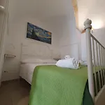 Il Sottano Strada بيت للعطل بولينيانو آ ماري