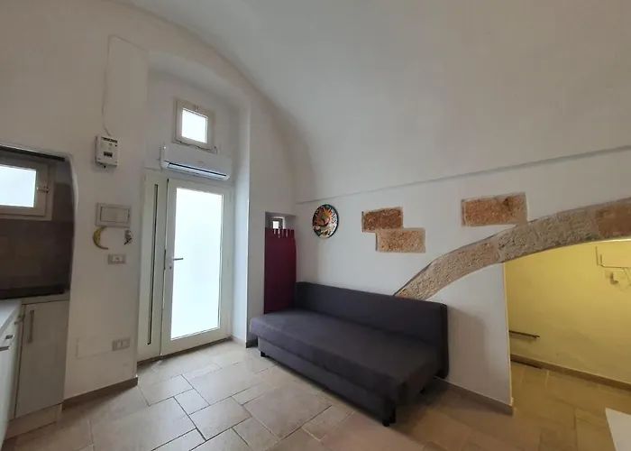 Il Sottano Strada * 폴리나노 아마레